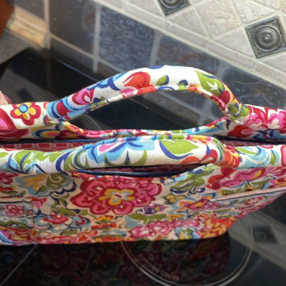 Vera Bradley Hope Garden Satchel retired pattern nice size and bright colors - Picture 9 of 10